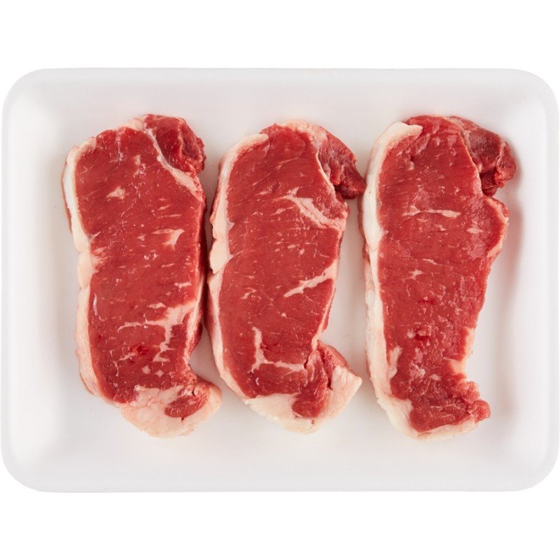 Loblaws AA Beef Striploin Grilling Steak Value Pack (up to 950 g per pkg)