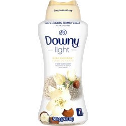 Downy Light In-Wash Scent Booster Shea Blossom 680 g